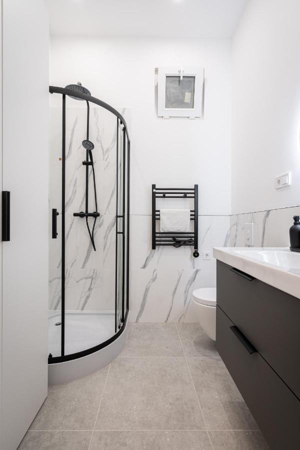 D48 - Central Boulevard Residence - Best Location By Bqa Budapest Kültér fotó