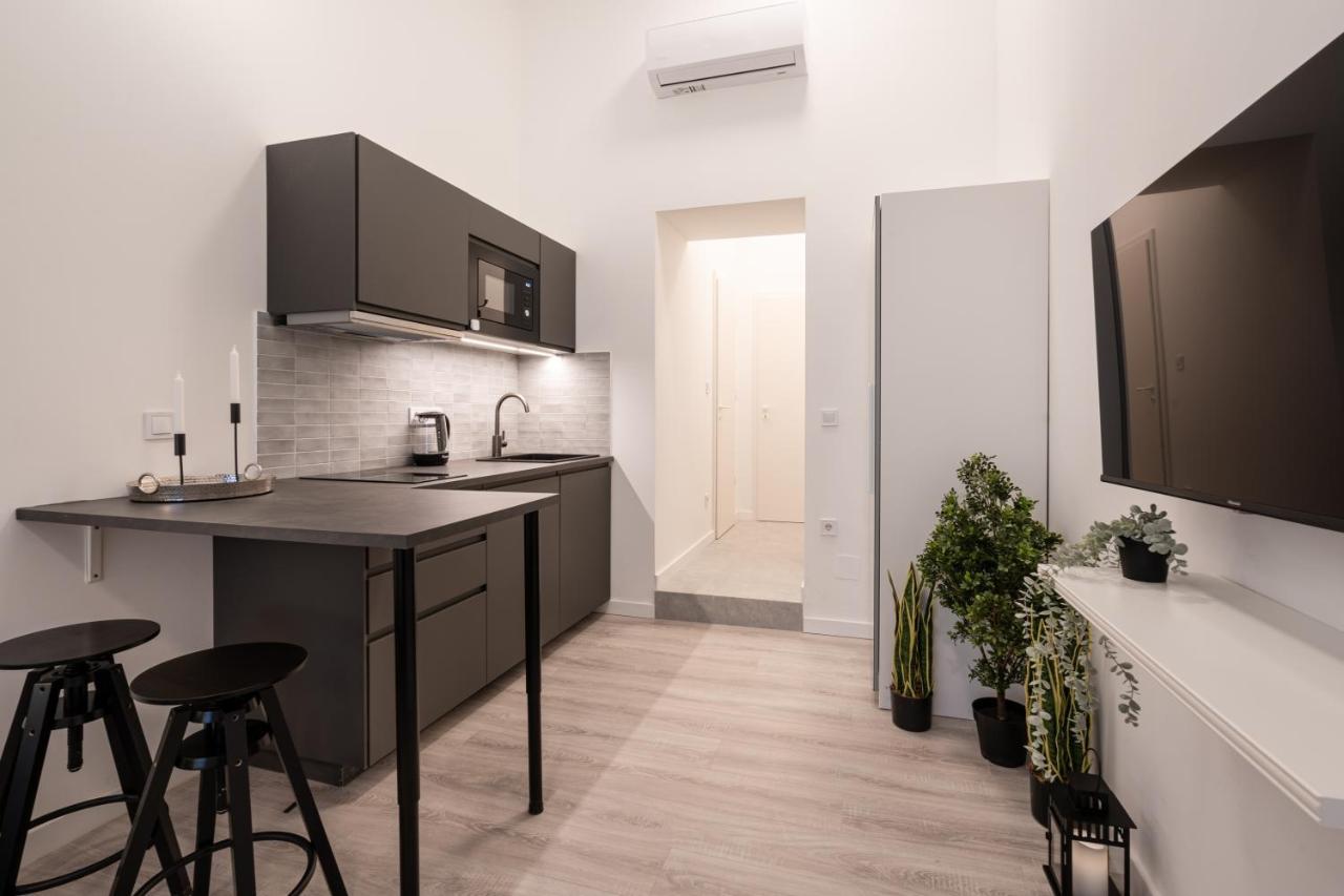 D48 - Central Boulevard Residence - Best Location By Bqa Budapest Kültér fotó